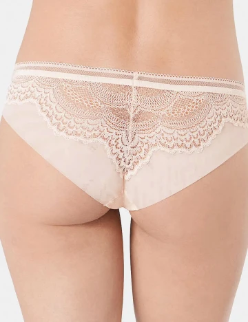 Chilot Darling Spotlight Triumph, nude