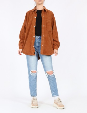 Jacheta Bershka, maro