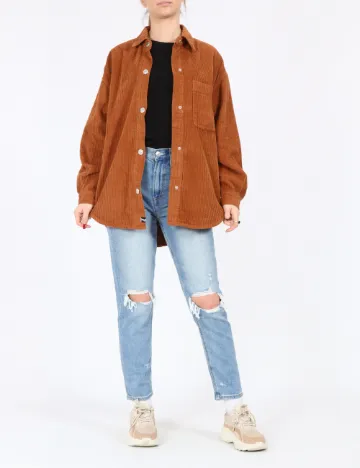 Jacheta Bershka, maro