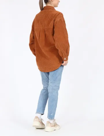 Jacheta Bershka, maro