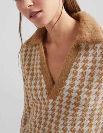 Top Bershka, maro