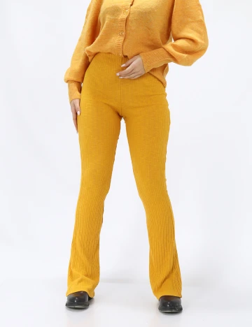 Pantaloni Vero Moda, galben