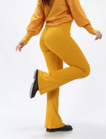 Pantaloni Vero Moda, galben