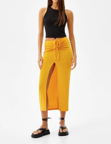 Fusta Bershka, galben