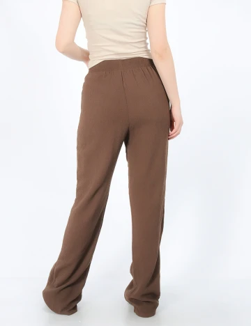 Pantaloni Reserved, maro