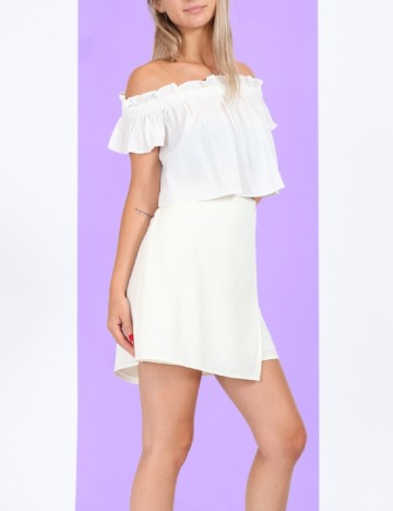 Top Bershka, alb