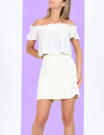 Top Bershka, alb
