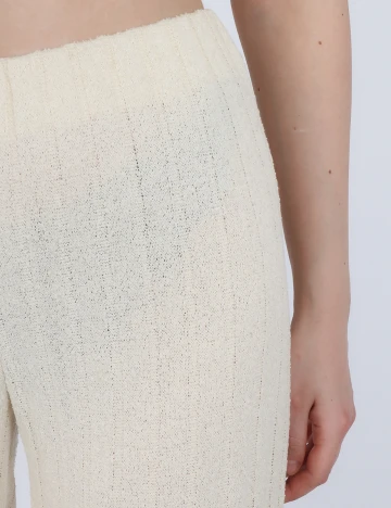 Pantaloni Reserved, crem