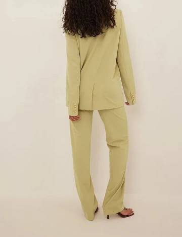 Pantaloni NA-KD, verde