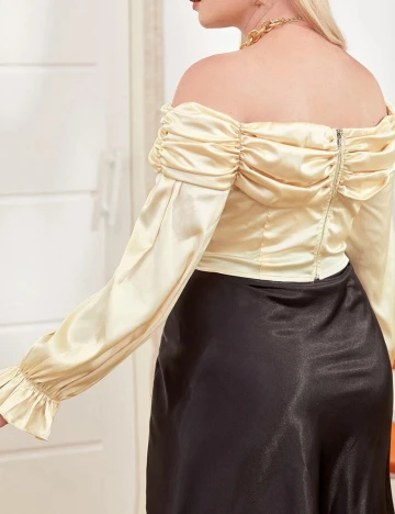 Top SHEIN CURVE, crem
