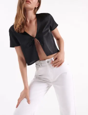 Top House Brand, negru