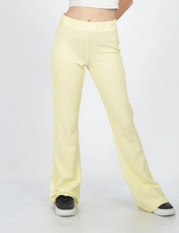 Pantaloni Vero Moda, galben