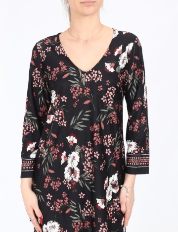 Rochie medie Happy Holly, negru floral