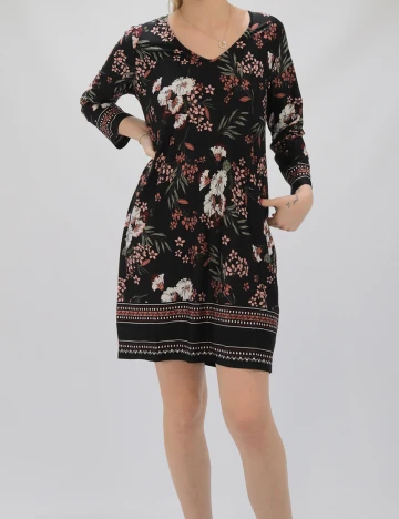 Rochie scurta Happy Holly, negru floral
