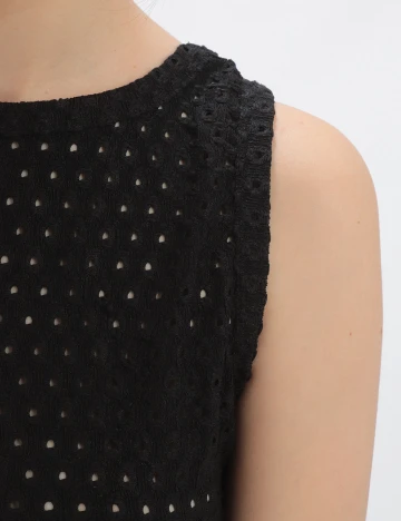 Top Reserved, negru