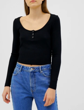 Top Bershka, negru