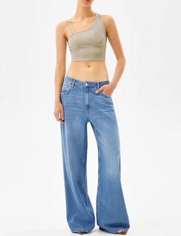 Top Bershka, crem