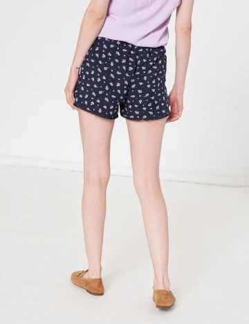 Pantaloni scurti Hailys, bleumarin inchis