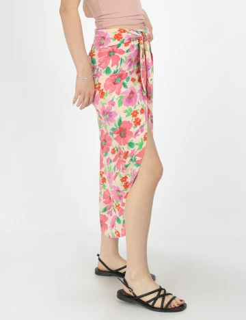 Fusta Bershka, floral