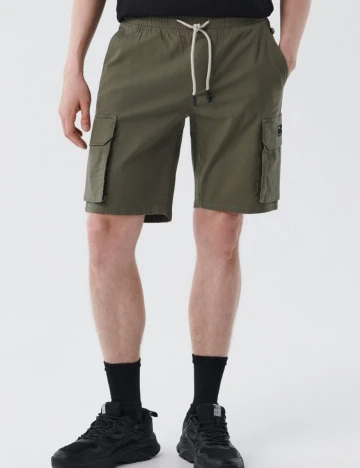 Pantaloni scurti CROPP, verde