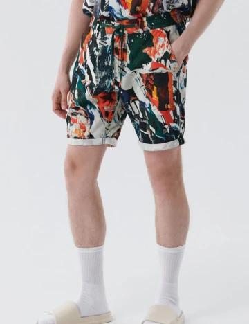 Pantaloni scurti CROPP, mix culori