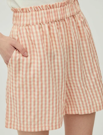 Pantaloni scurti Vila, piersica