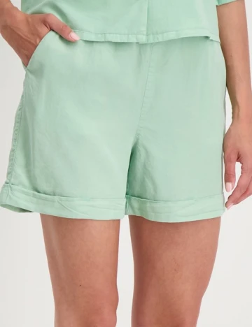 Pantaloni scurti Vila, verde