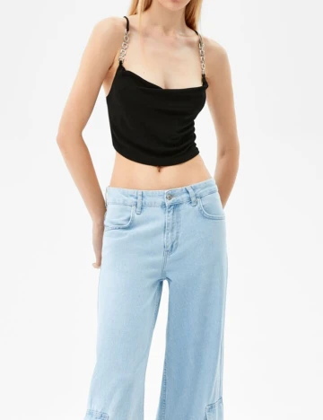Top Bershka, negru