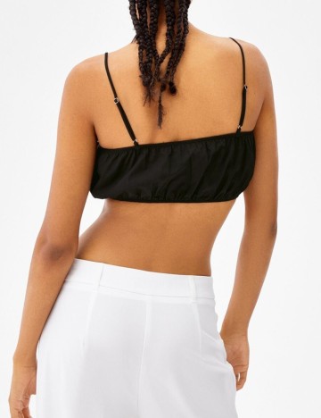 Top Bershka, negru