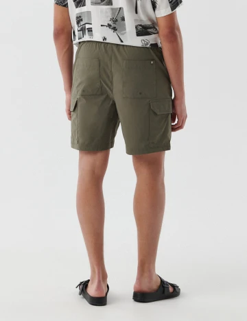 Pantaloni Scurti CROPP, verde inchis