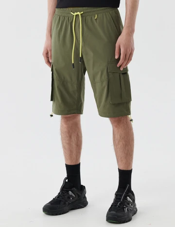 Pantaloni scurti CROPP, verde inchis