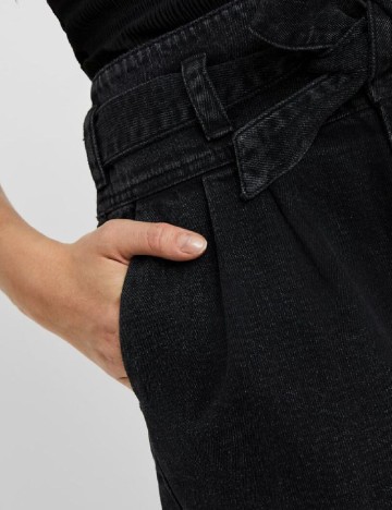 Pantaloni scurti Vero Moda, negru