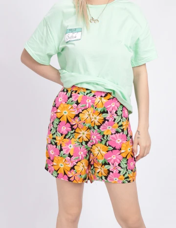 Pantaloni scurti Vila, floral