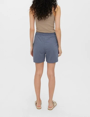 Pantaloni scurti Vero Moda, bleumarin