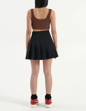 Top House Brand, maro