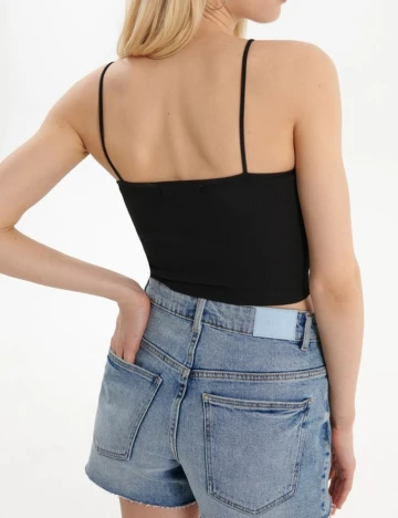 Top House Brand, negru