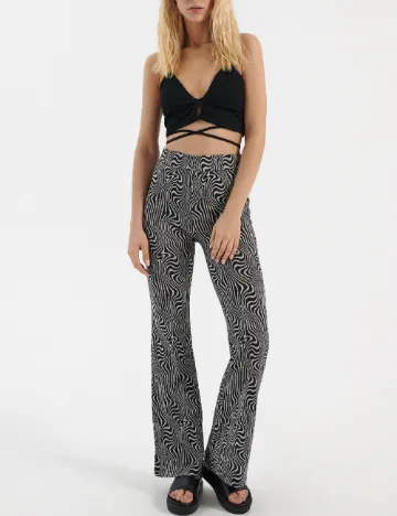 Top House Brand, negru