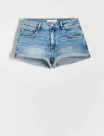 Pantaloni scurti Reserved, albastru deschis