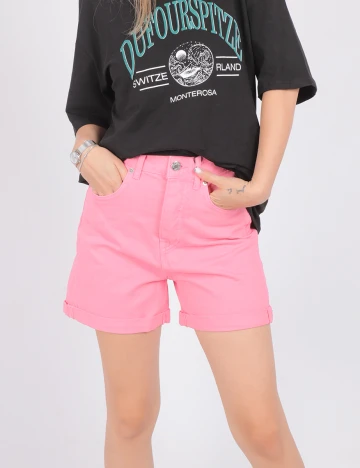 Pantaloni scurti Stradivarius, roz