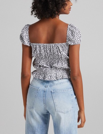 Top Bershka, alb