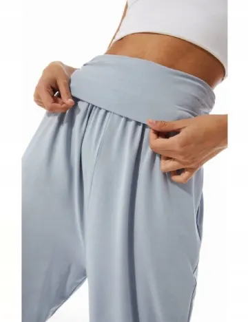 Pantaloni Stradivarius, bleu