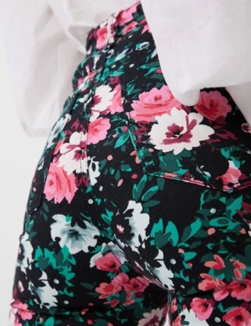 Pantaloni Stradivarius, floral