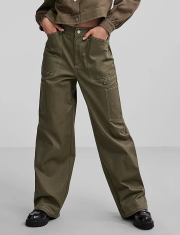 Pantaloni Pieces, verde
