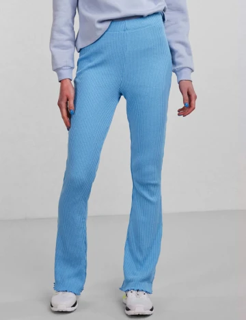 Pantaloni Pieces, albastru