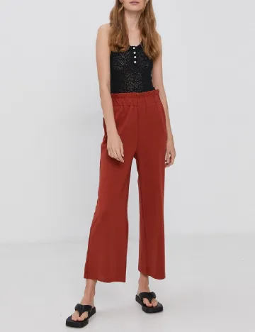 Pantaloni Only, caramiziu