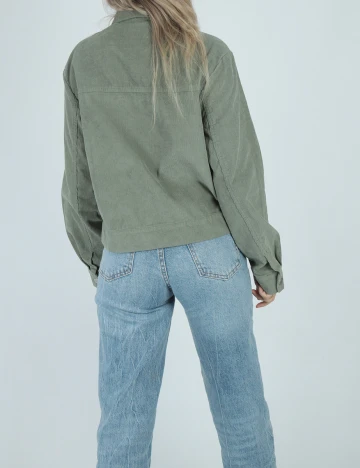 Jacheta Reserved, verde
