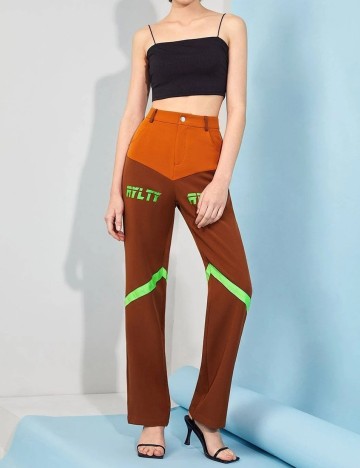 Pantaloni SHEIN, maro