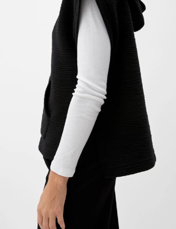Vesta s.Oliver, negru