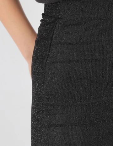Fusta Pieces, negru