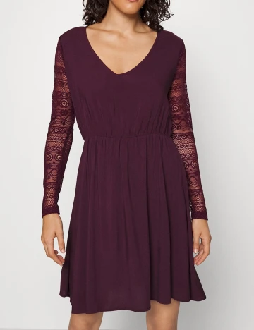 Rochie scurta Vila, visiniu